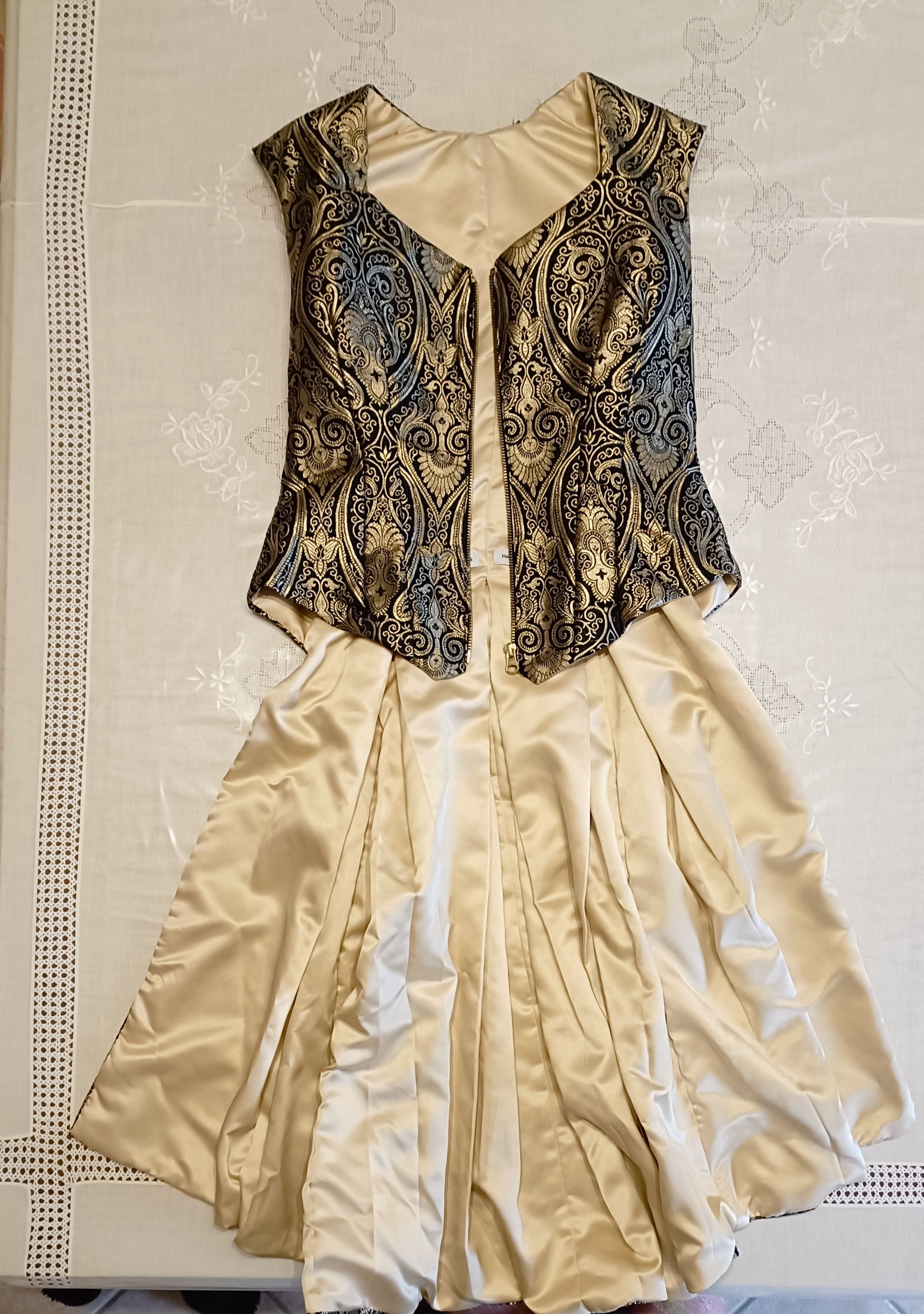 Brocade Dream Set - Blue & Gold Brocade Tail Vest + Midnight Blue Duchess Satin Cigarette Trousers Set – Size S (IT 40)