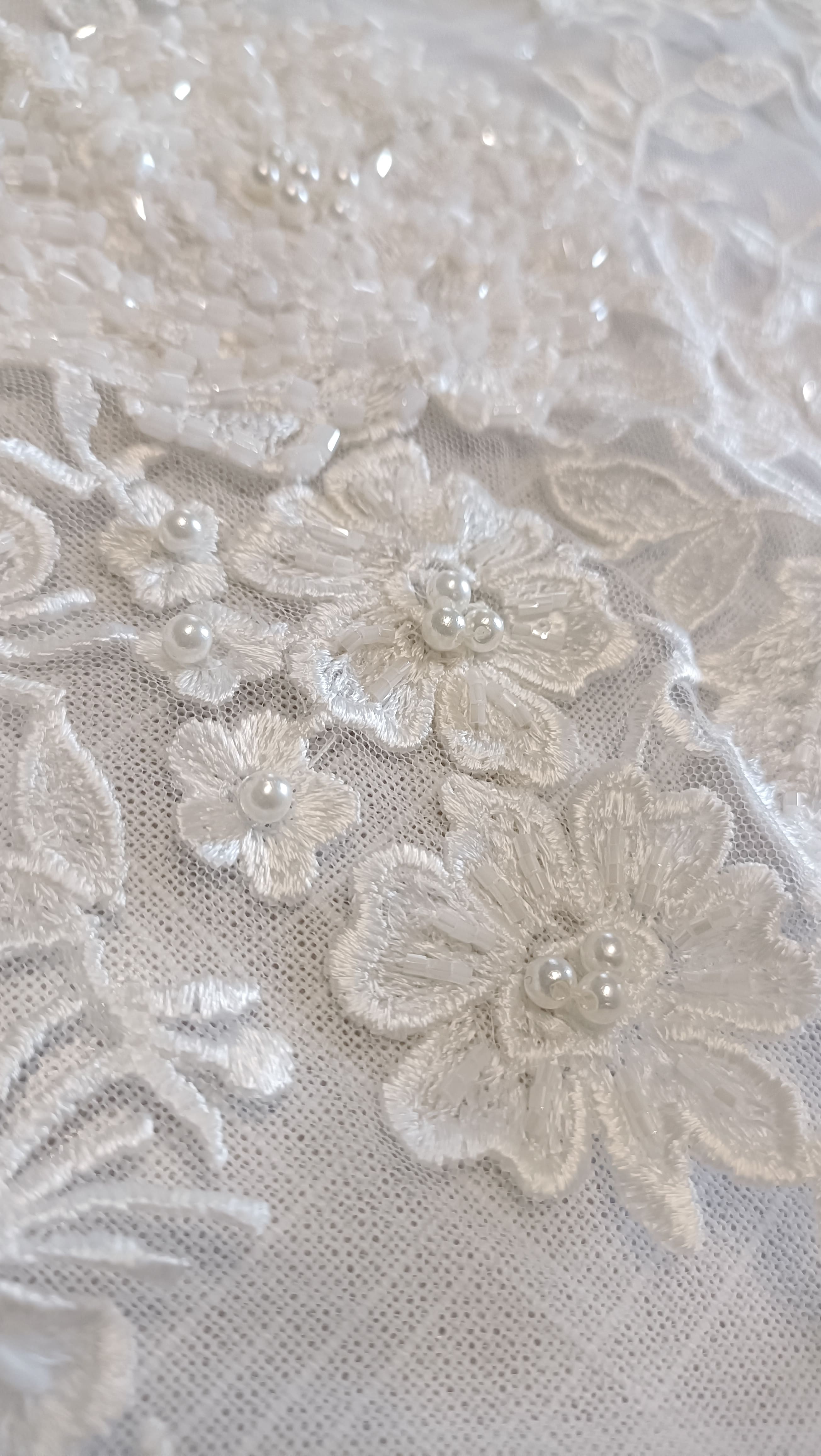 Flora Wedding Dress - Italian Couture Wedding Dress – 32 Hours Handcrafted Vintage-Modern Bridal Gown with Zipper