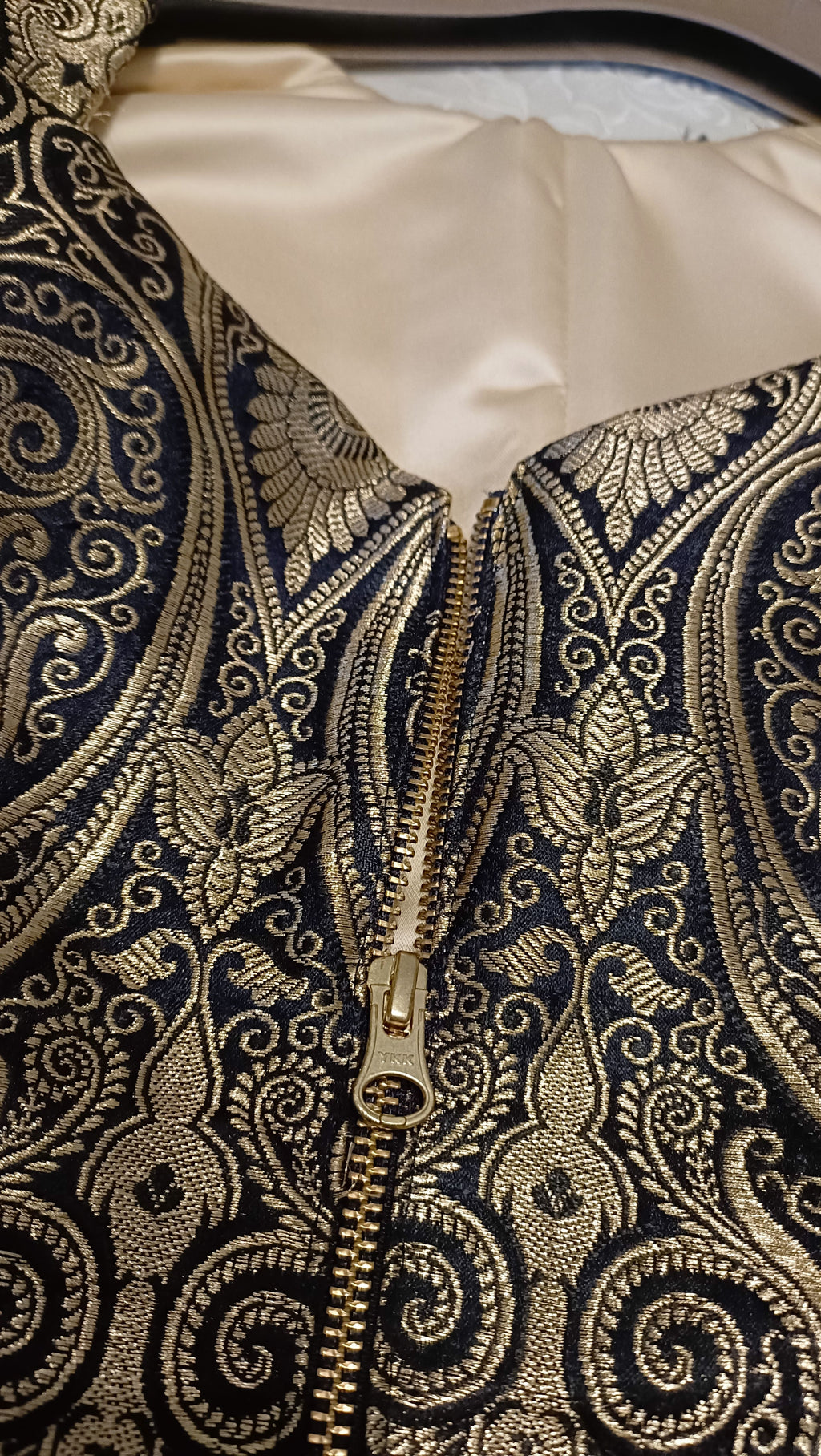 Brocade Dream Set - Blue & Gold Brocade Tail Vest + Midnight Blue Duchess Satin Cigarette Trousers Set – Size S (IT 40)