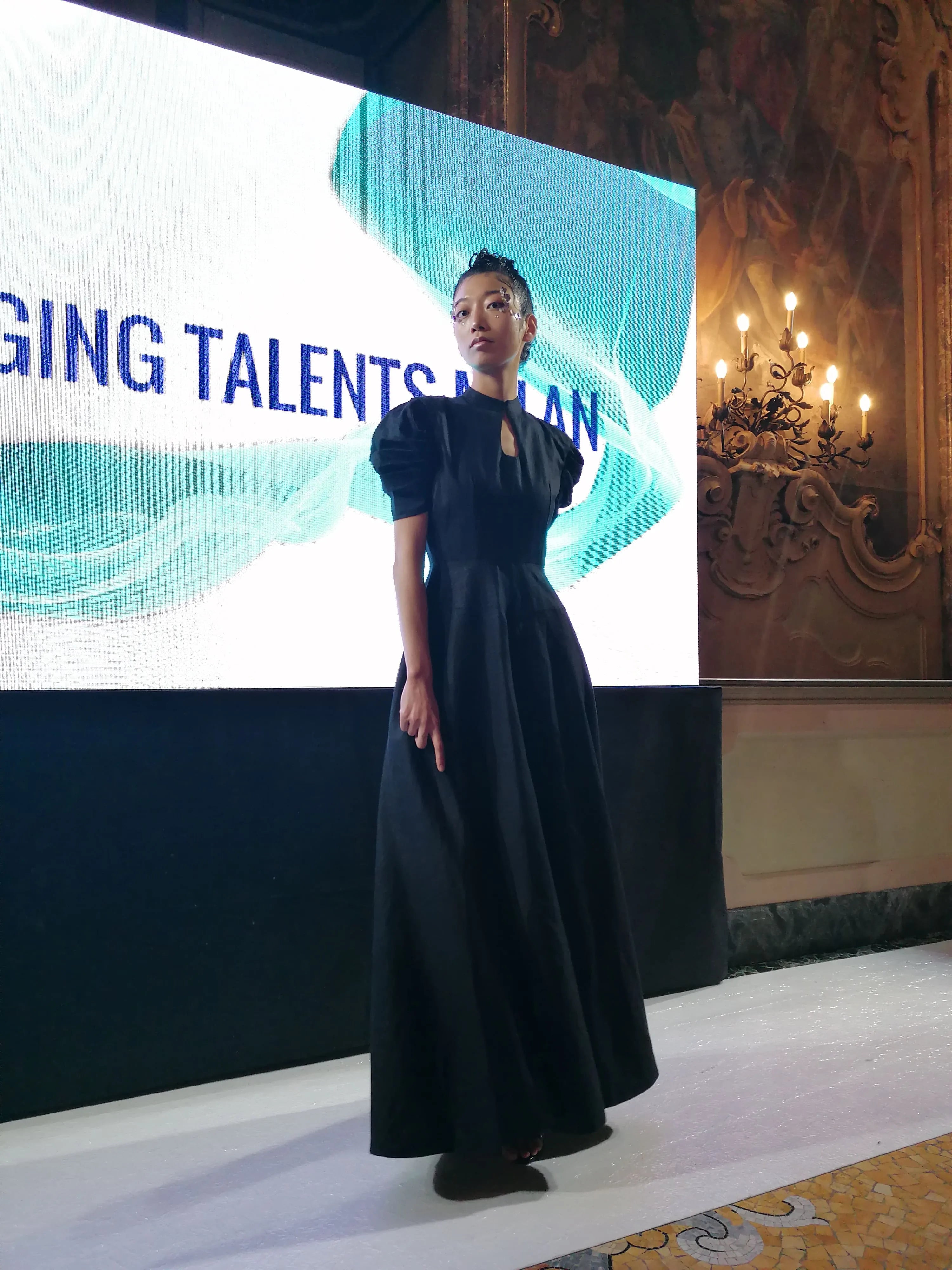 Long Black Dahlia Linen Couture Dress – Haute Couture Black Linen Gown with Anti-Static Lining Size M (IT 44)