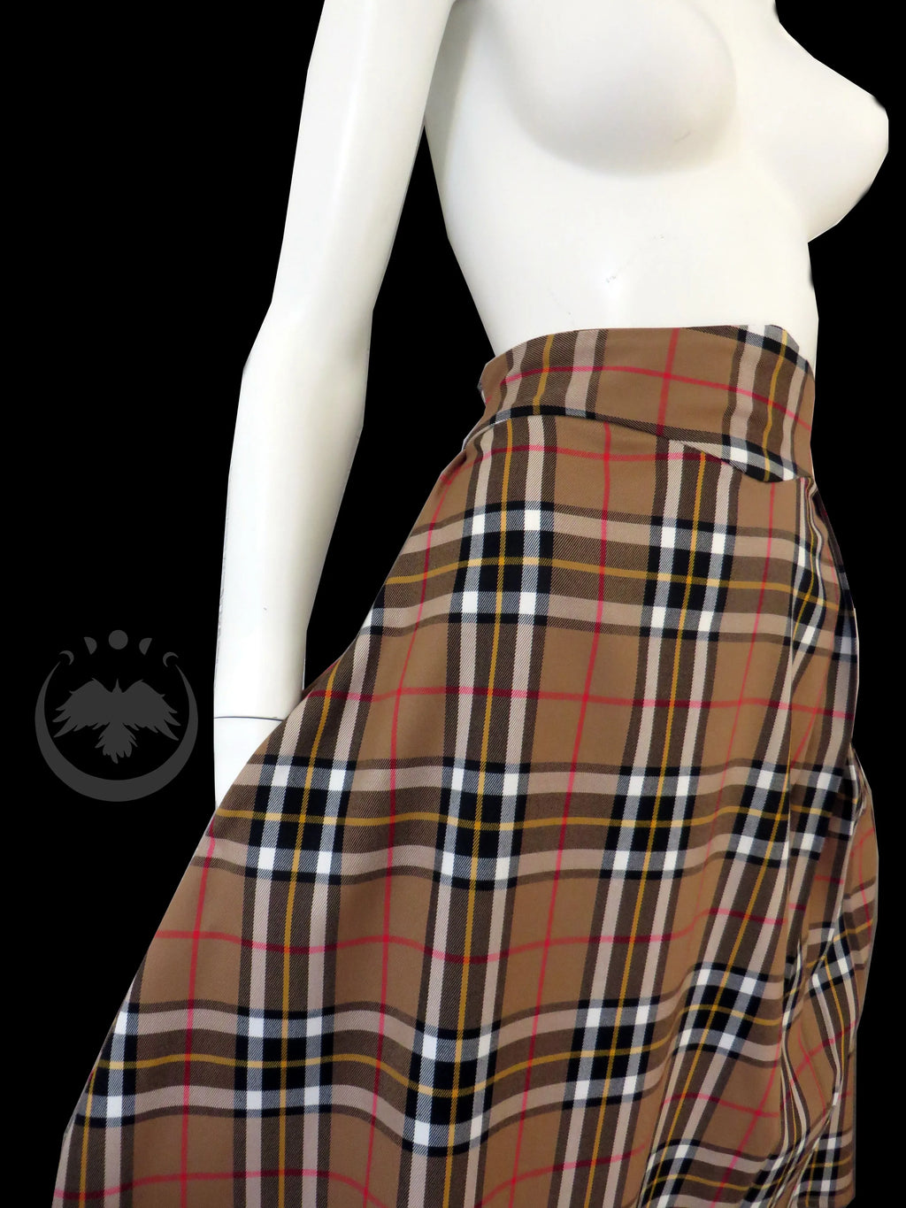 K-Drama-Inspired Brown Oversized Blouse & Plaid Knee-Length Skirt Set – Size M – Romantic Co-Ord Outfit