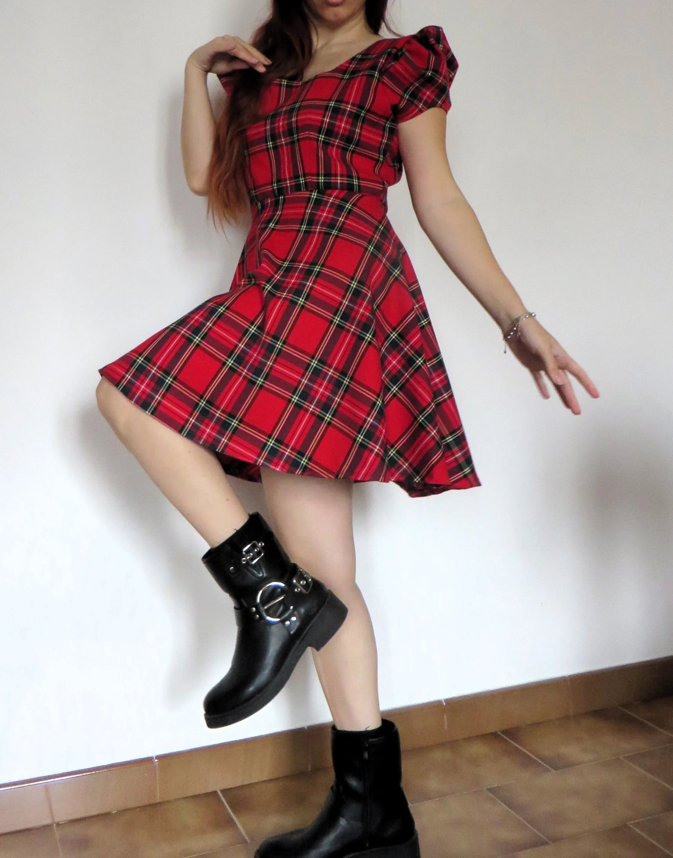 Twins Tartan Mini Dress – Short Puff Sleeves & Square Neckline Size IT 42