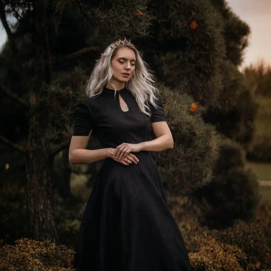 Long Black Dahlia Linen Couture Dress – Haute Couture Black Linen Gown with Anti-Static Lining Size M (IT 44)