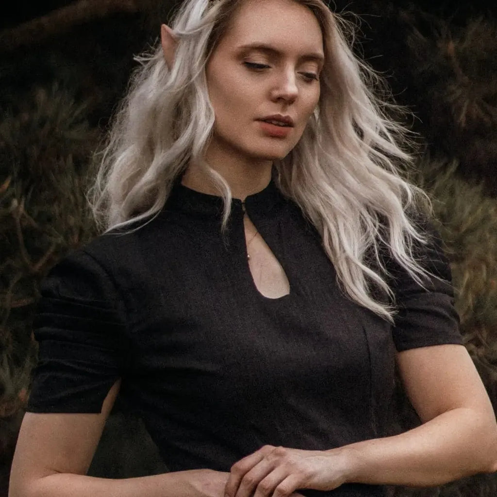 Long Black Dahlia Linen Couture Dress – Haute Couture Black Linen Gown with Anti-Static Lining Size M (IT 44)