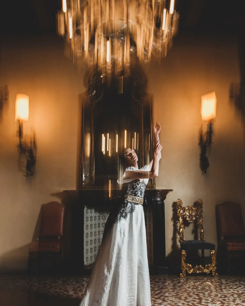 Louise - Edwardian-Inspired Black Lace & Taffeta Wedding Dress – Handmade Italian Couture Bridal Gown Size M (IT 42)