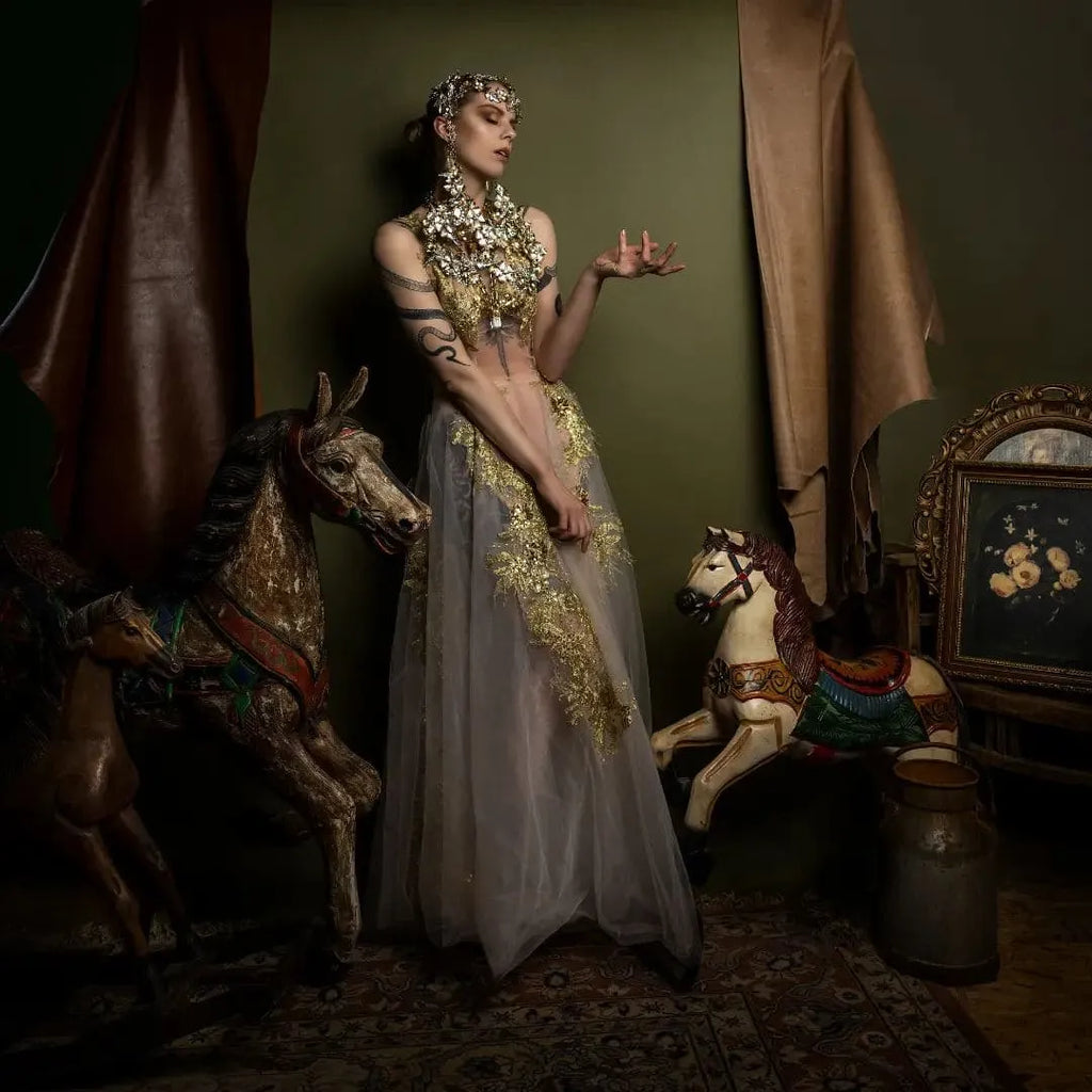 DIANA – Soft Pink Tulle & Golden Lace Wedding Dress – Ethereal Goddess Bridal Gown Size M (IT 42)